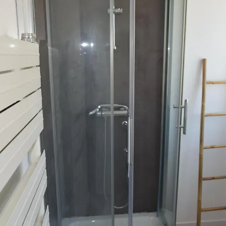 Дом отдыха Maison 3 Etoiles Au Centre Des Sables D'olonne Avec Acces Plage, Wifi Et Garage - Fr-1-197-519