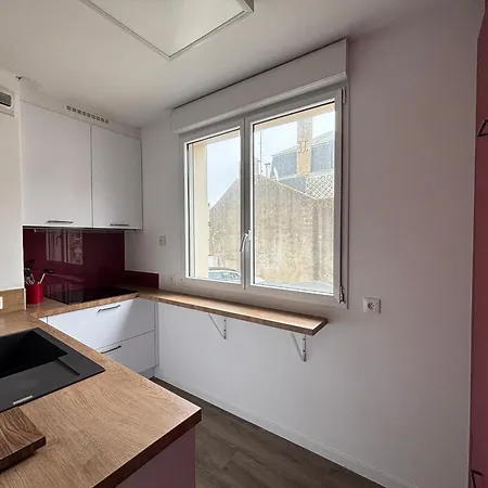 Дом отдыха Maison 3 Etoiles Au Centre Des Sables D'olonne Avec Acces Plage, Wifi Et Garage - Fr-1-197-519 Ле-Сабль-д’Олон