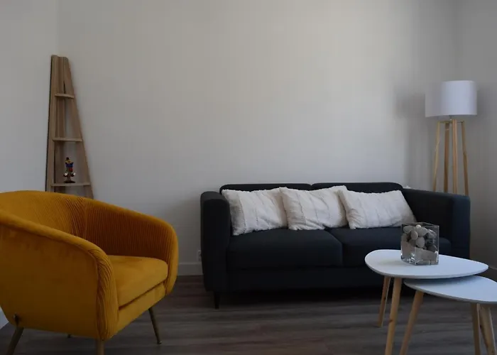 Prázdninový dům Maison 3 Etoiles Au Centre Des Sables D'olonne Avec Acces Plage, Wifi Et Garage - Fr-1-197-519 Les Sables-dʼOlonne