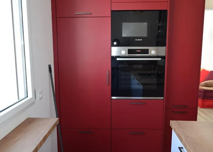 Maison 3 Etoiles Au Centre Des Sables D'olonne Avec Acces Plage, Wifi Et Garage - Fr-1-197-519