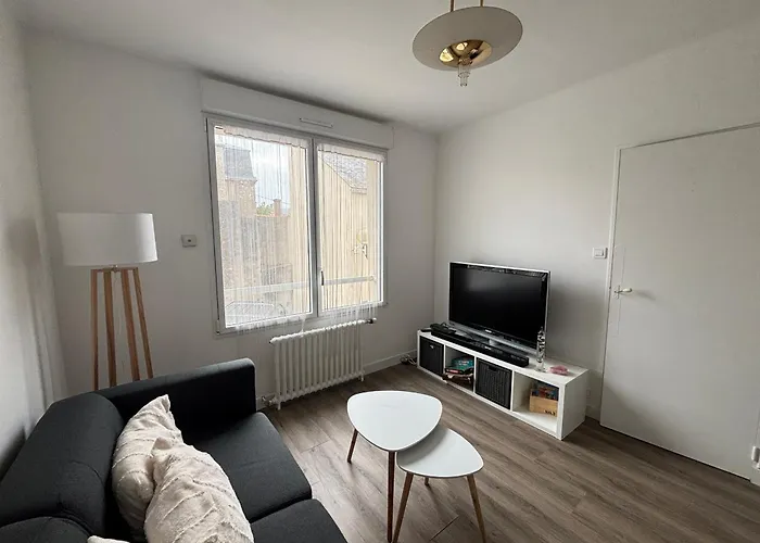 Prázdninový dům Maison 3 Etoiles Au Centre Des Sables D'olonne Avec Acces Plage, Wifi Et Garage - Fr-1-197-519 *