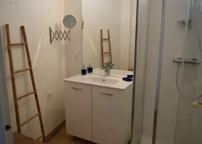 Maison 3 Etoiles Au Centre Des Sables D'olonne Avec Acces Plage, Wifi Et Garage - Fr-1-197-519 *